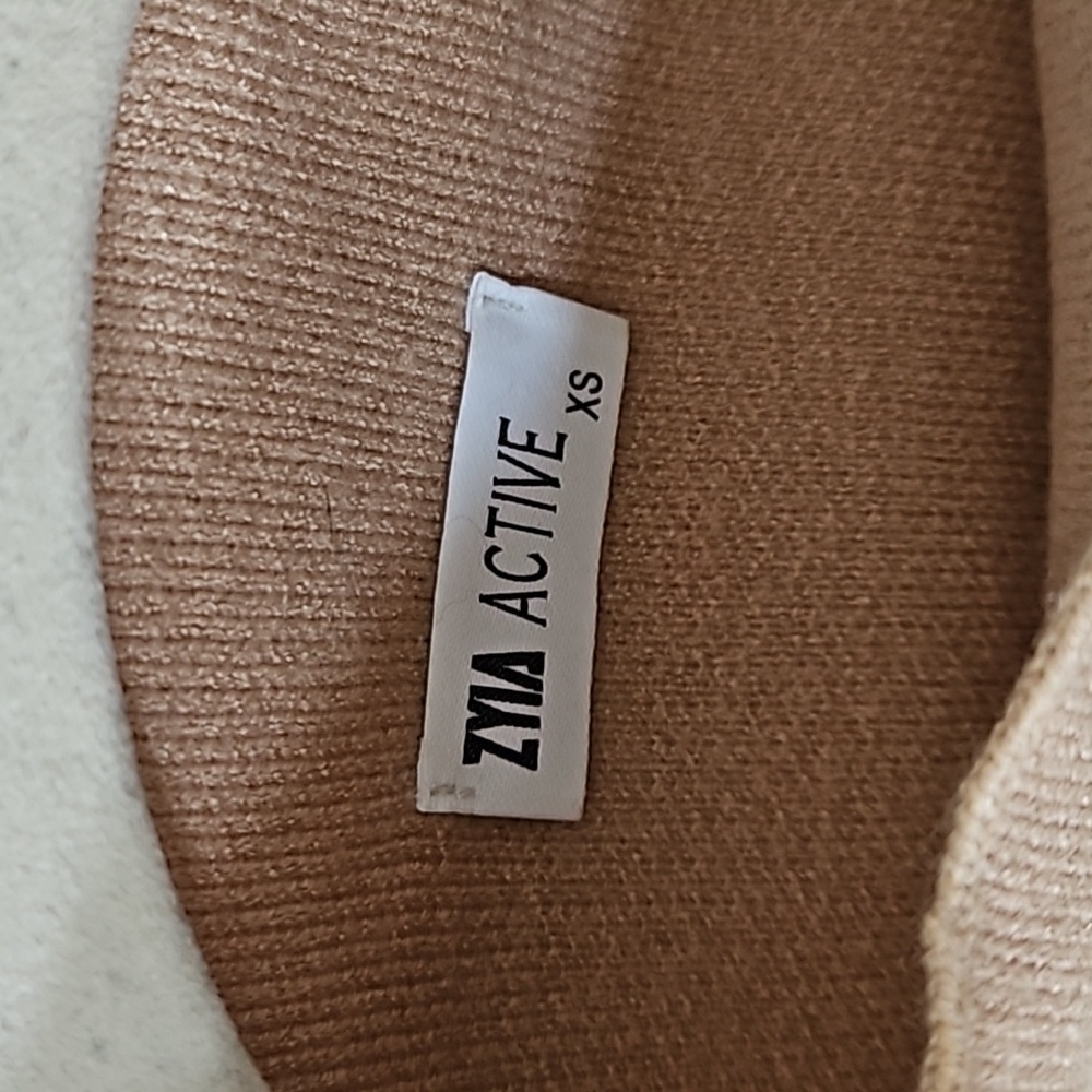 Zyia Sweater and Sweater Skirt Bundle - Picture 6 of 9